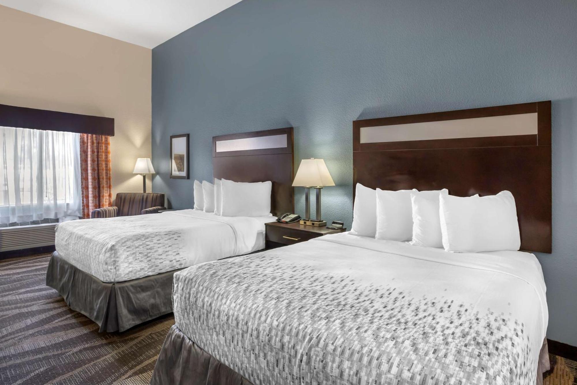 Best Western Plus Lake Jackson Inn & Suites Экстерьер фото