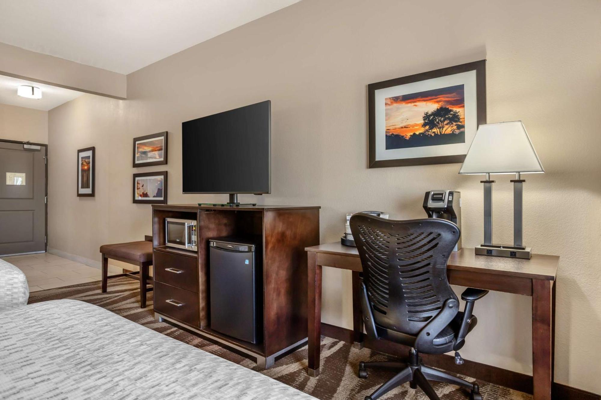 Best Western Plus Lake Jackson Inn & Suites Экстерьер фото