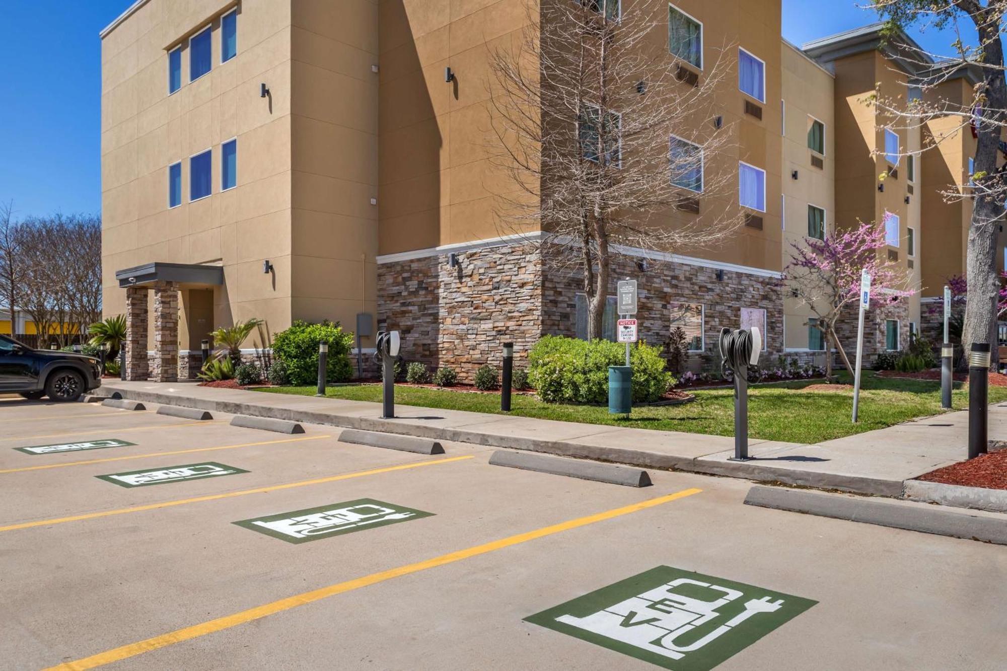 Best Western Plus Lake Jackson Inn & Suites Экстерьер фото