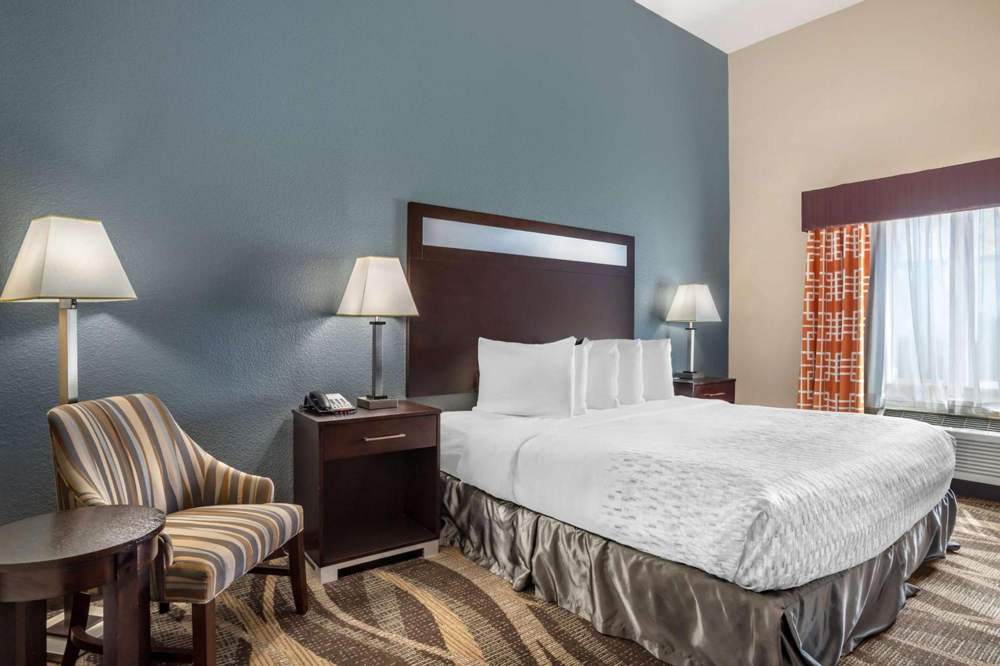 Best Western Plus Lake Jackson Inn & Suites Экстерьер фото