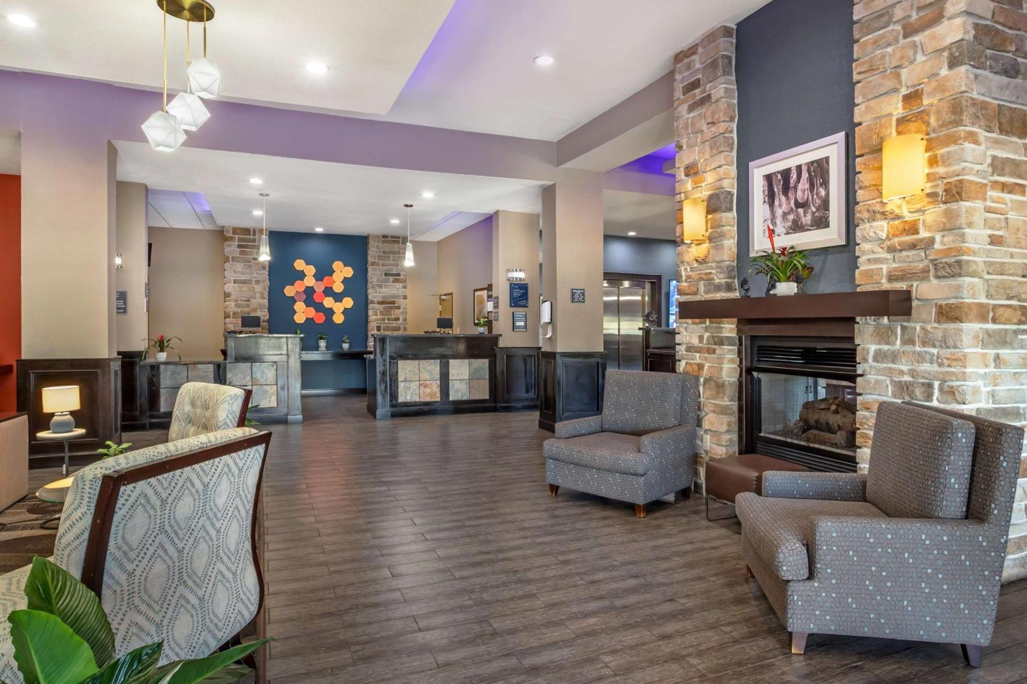 Best Western Plus Lake Jackson Inn & Suites Экстерьер фото