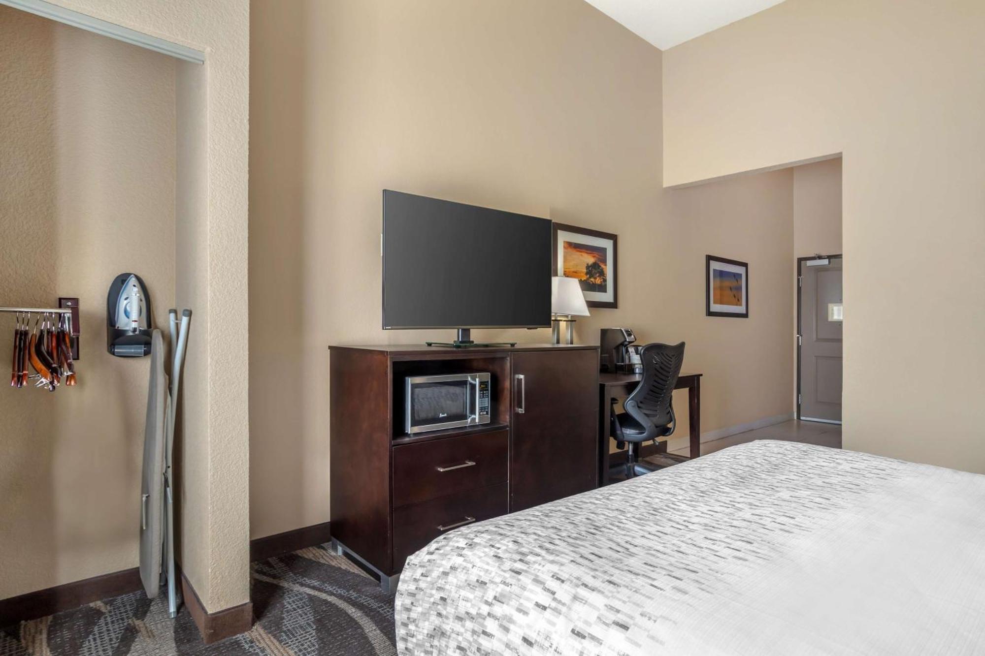 Best Western Plus Lake Jackson Inn & Suites Экстерьер фото
